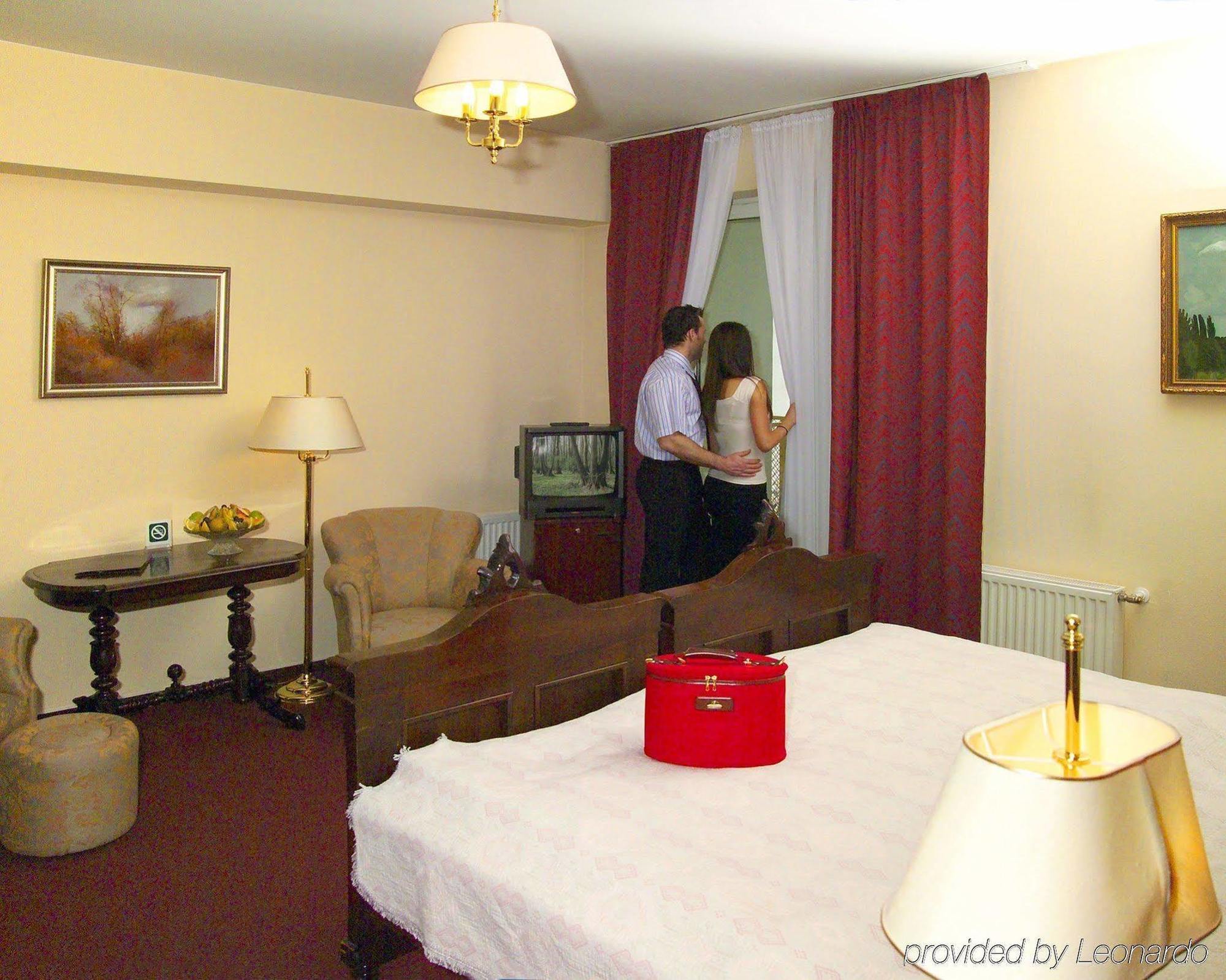 Pannonia Hotel Sopron Room photo
